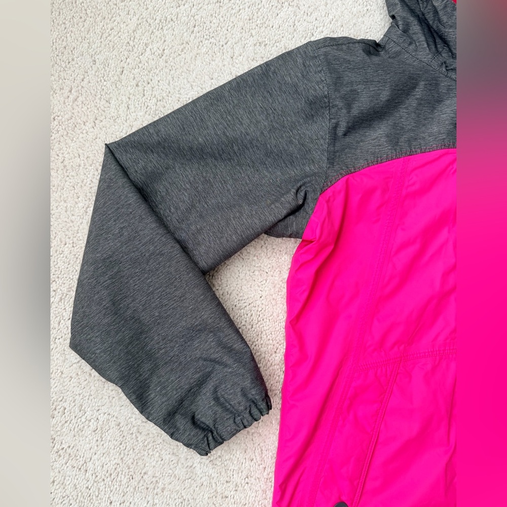 The North Face Fuchsia and Charcoal Jacket - Picture 4 of 14